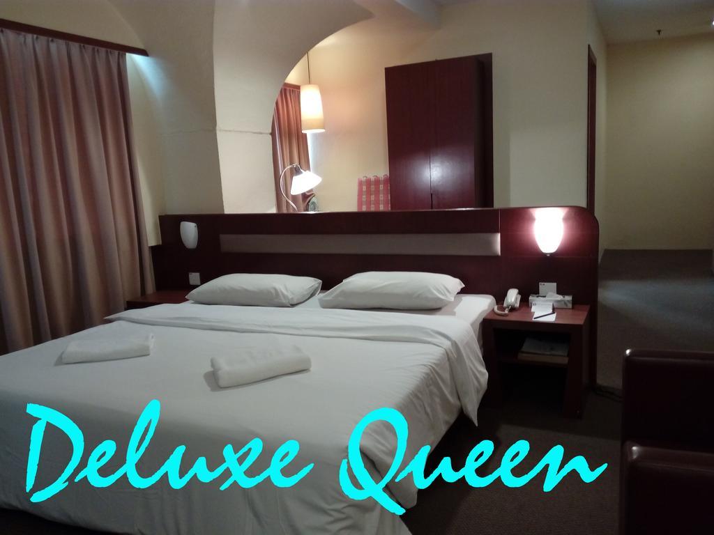 Muar Traders Hotel Экстерьер фото